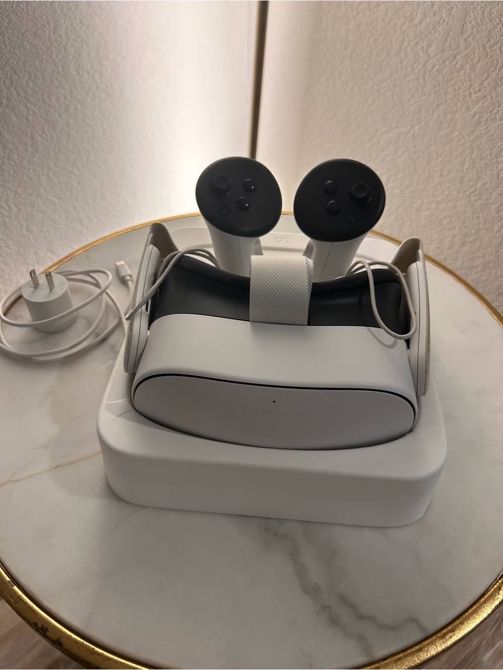 Meta Quest 3s VR Headset with White Controllers